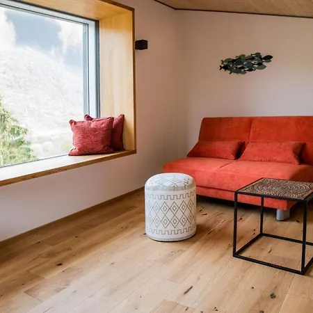 Apartment Emerald - For *